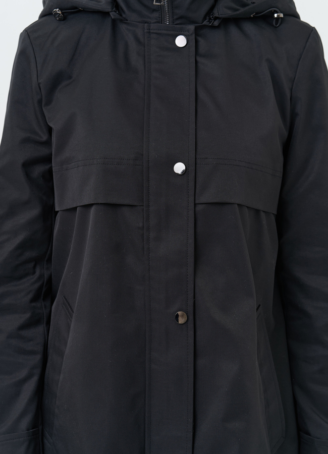 Плащ женский черного цвета с капюшоном модель № 30086 универмаг малина