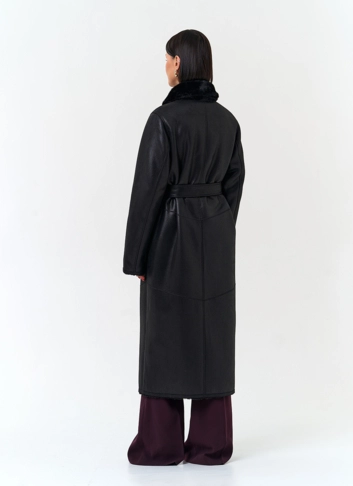 Женская удлиненная дубленка из эко замши