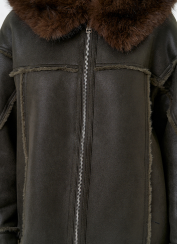 Женская дубленка из эко замши с капюшоном из эко меха