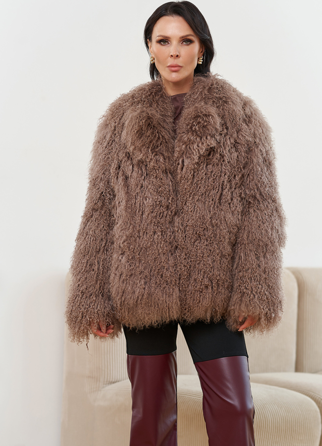 Женская шуба из меха ламы модель № 30635 универмаг малина