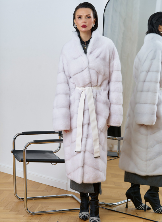 Шуба из меха норки с воротником шаль